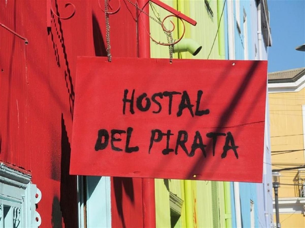 וואלפאראיסו Hostal Del Pirata מראה חיצוני תמונה