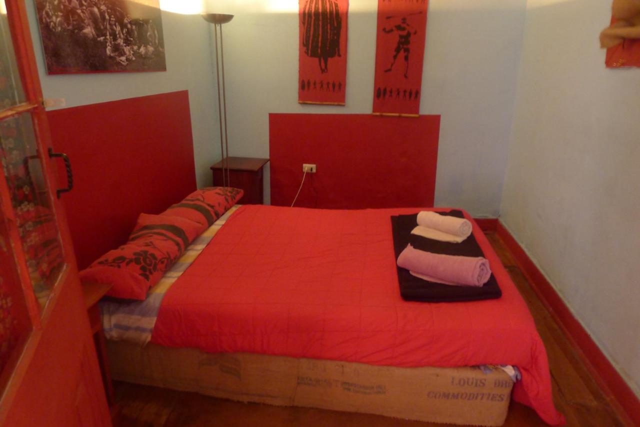וואלפאראיסו Hostal Del Pirata מראה חיצוני תמונה
